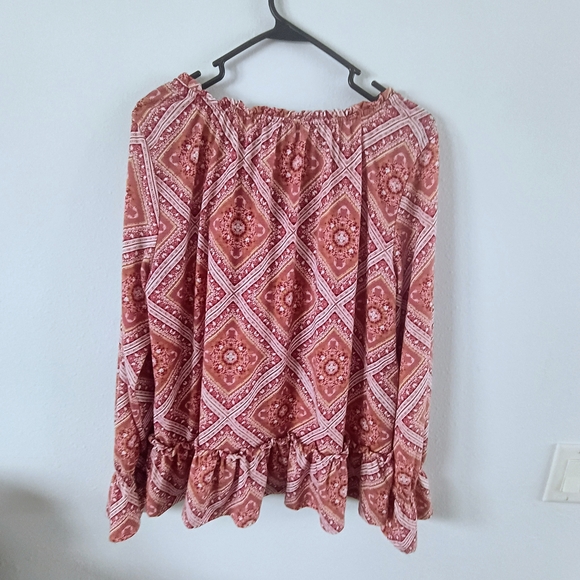 Absolutely Famous Boho Peasant Blouse Pink Paisley Ruffle Hem Top Size L - Picture 5 of 5